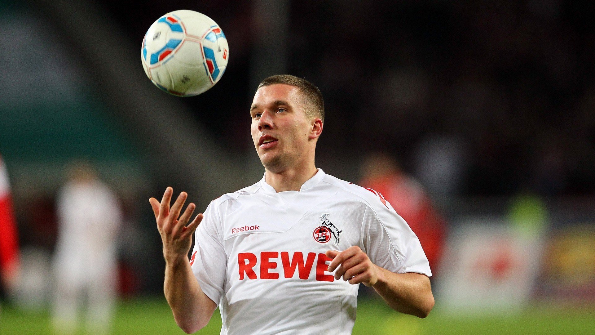 未来爆发：年轻球员的潜力分析，年轻球员身价排行